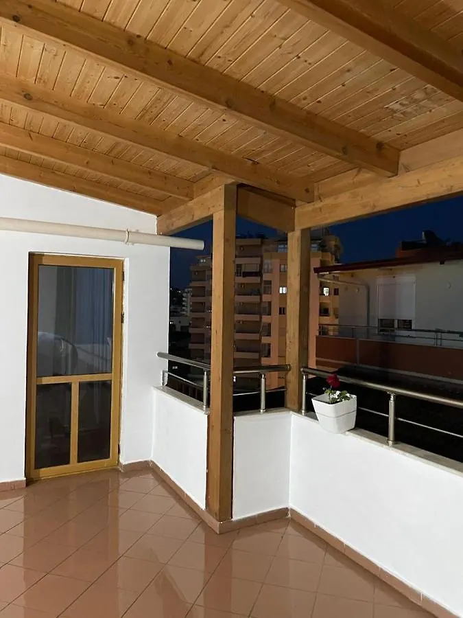 Rooftop Apartament Alexandria Vlorë Lägenhet