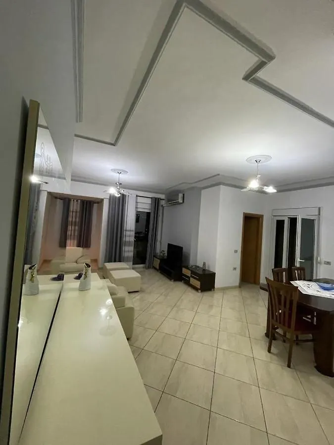 Rooftop Apartament Alexandria Vlorë Lägenhet