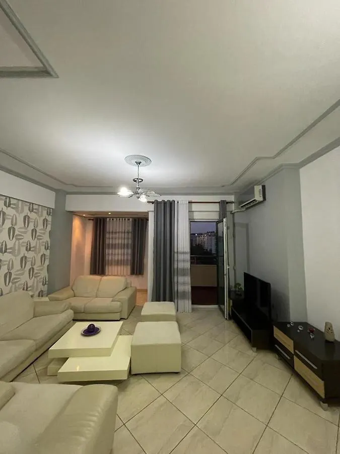 Rooftop Apartament Alexandria Vlorë Lägenhet