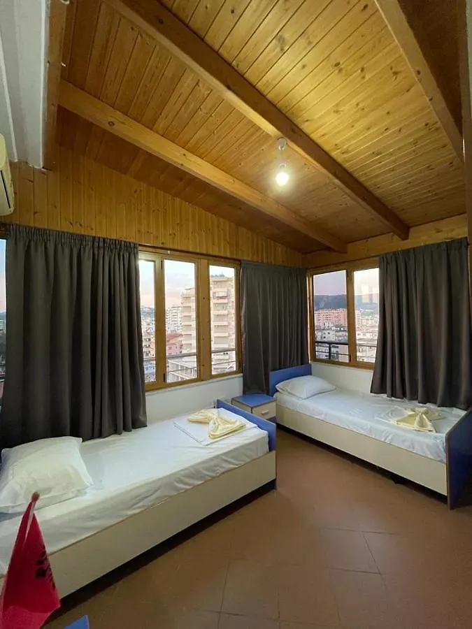 Rooftop Apartament Alexandria Vlorë